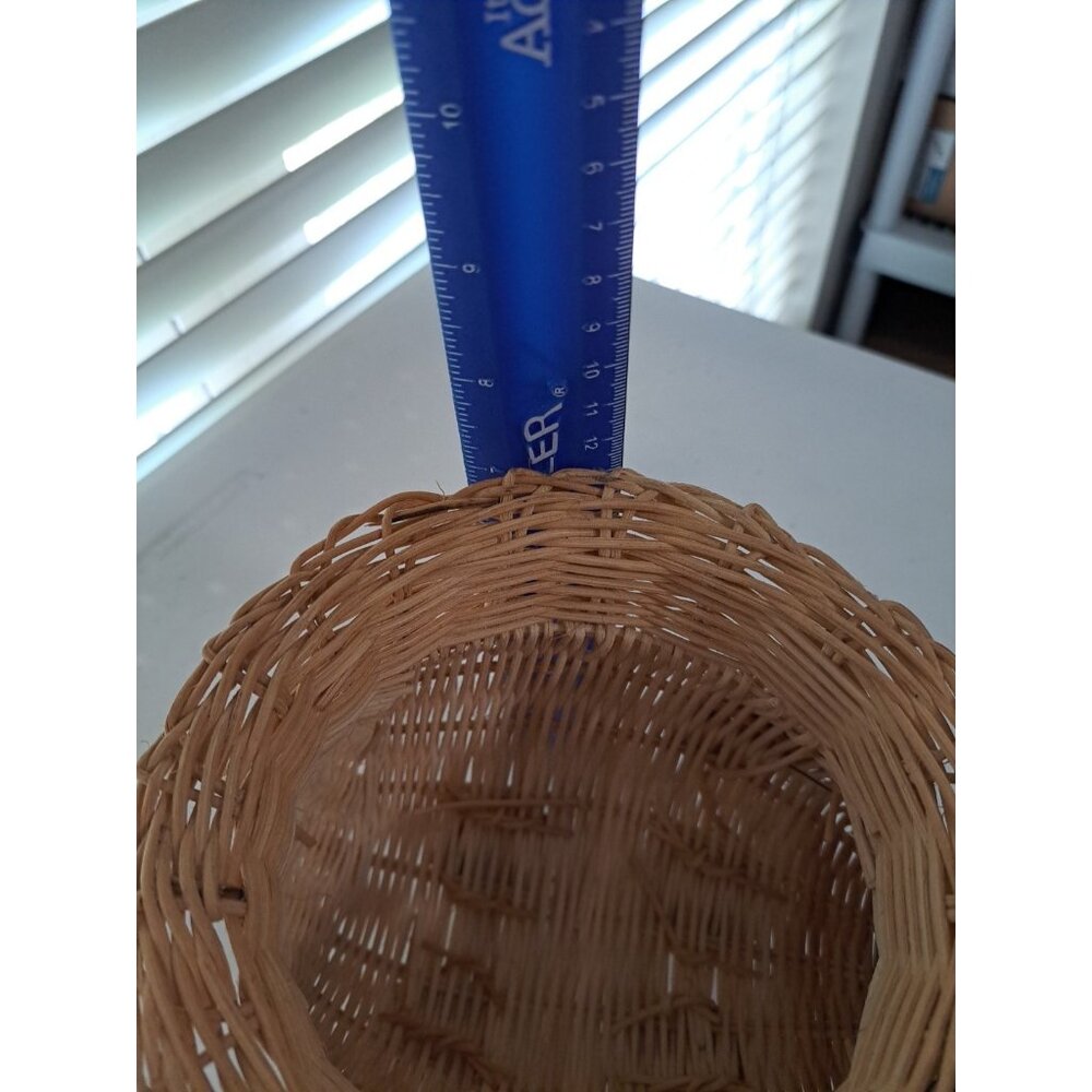 Wicker Elephant Basket Planter Tan Rattan BOHO Cottage Core Flower Pot 7"Hx9"W - Picture 6 of 9